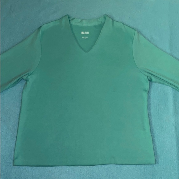 BLAIR V-neck top 3/4 sleeves light turquoise blue color soft cotton NEW size M - Picture 1 of 9